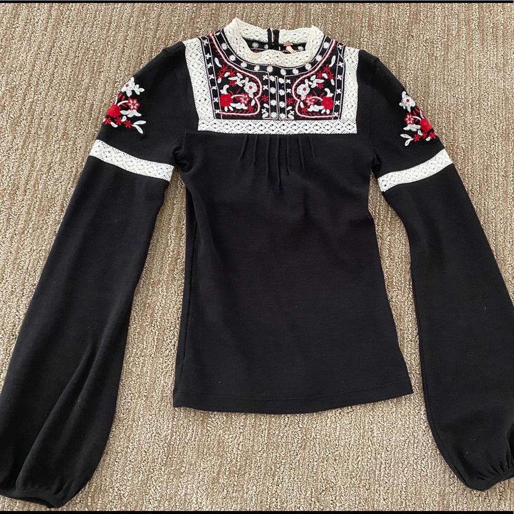 Long sleeve Free people sweater